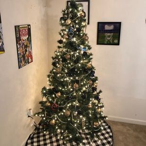 Meet your Posher, Pj